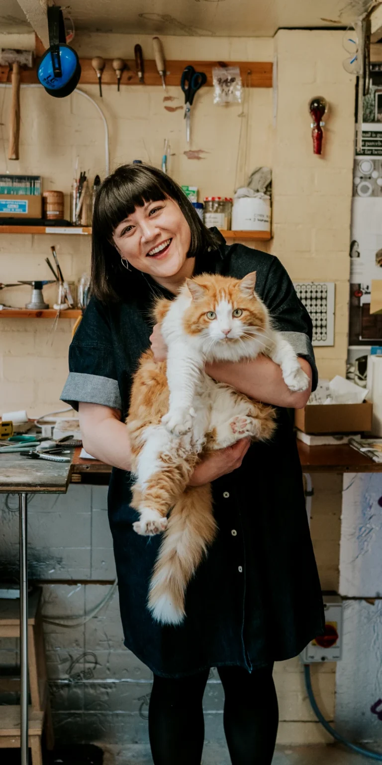 Contact Elouise Makes about a bespoke piece of jewellery or with a question